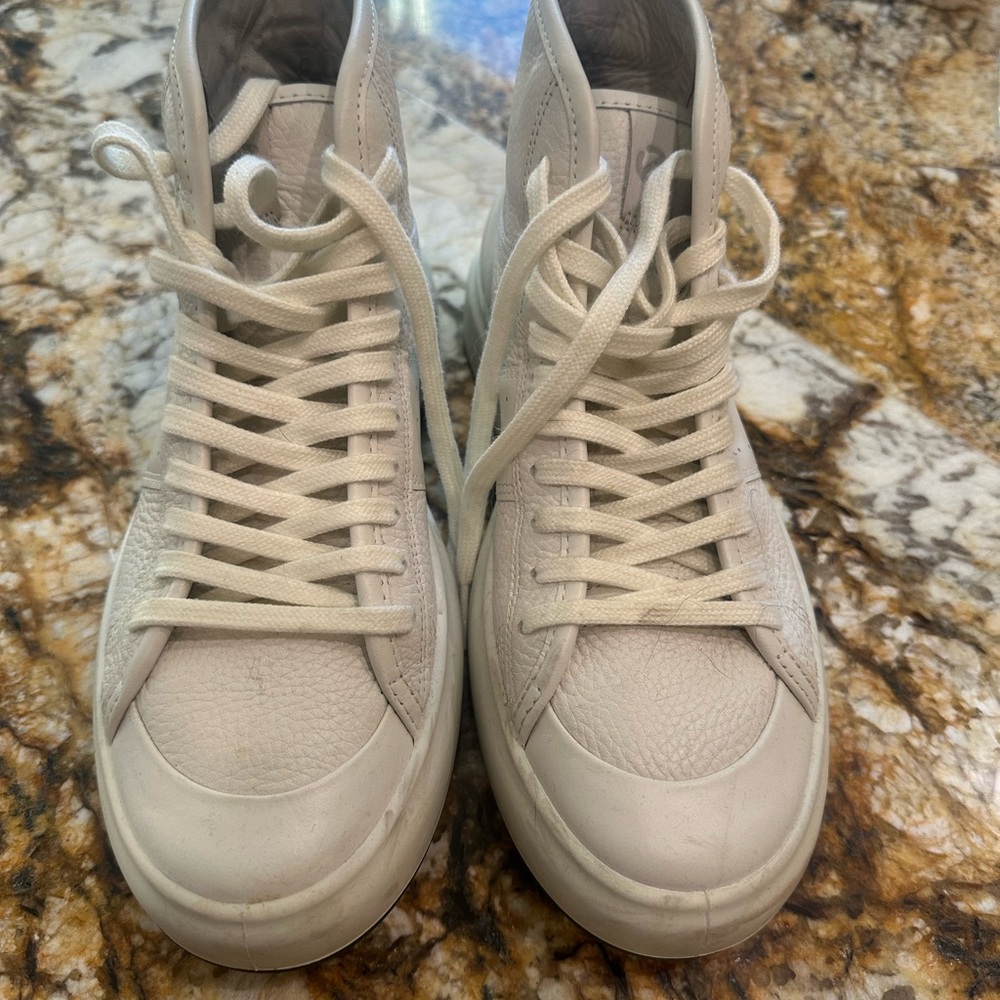 Ecco Women’s Off-White High-Top Sneakers